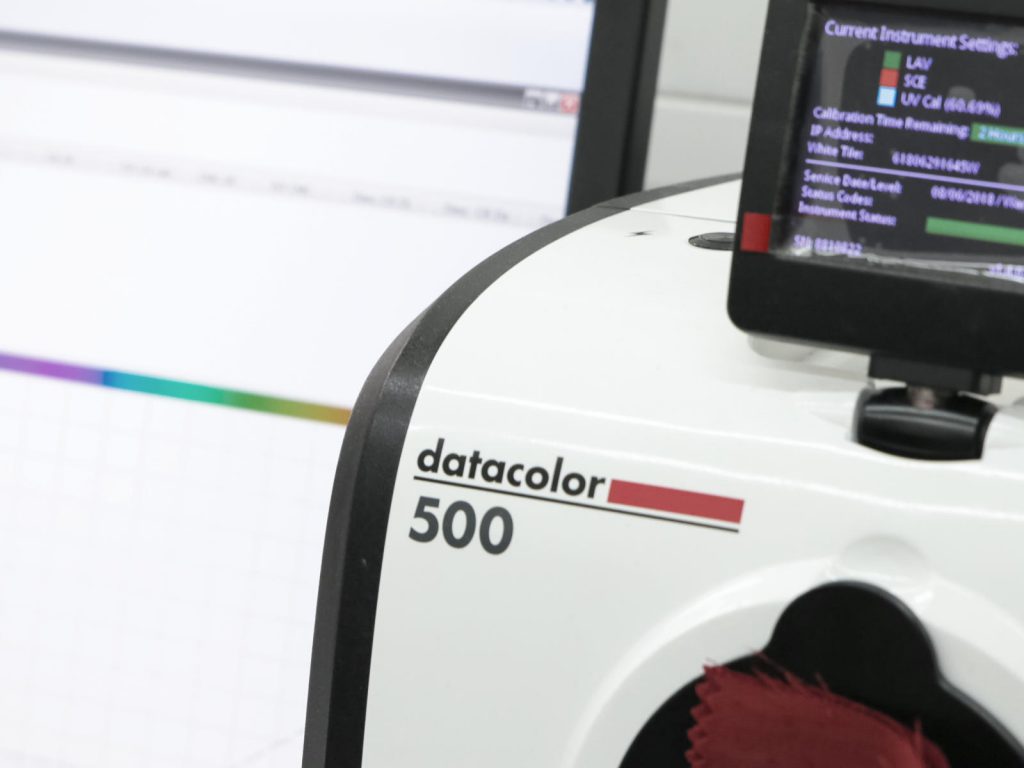 Laboratorio de calidad - Color - Tint finish